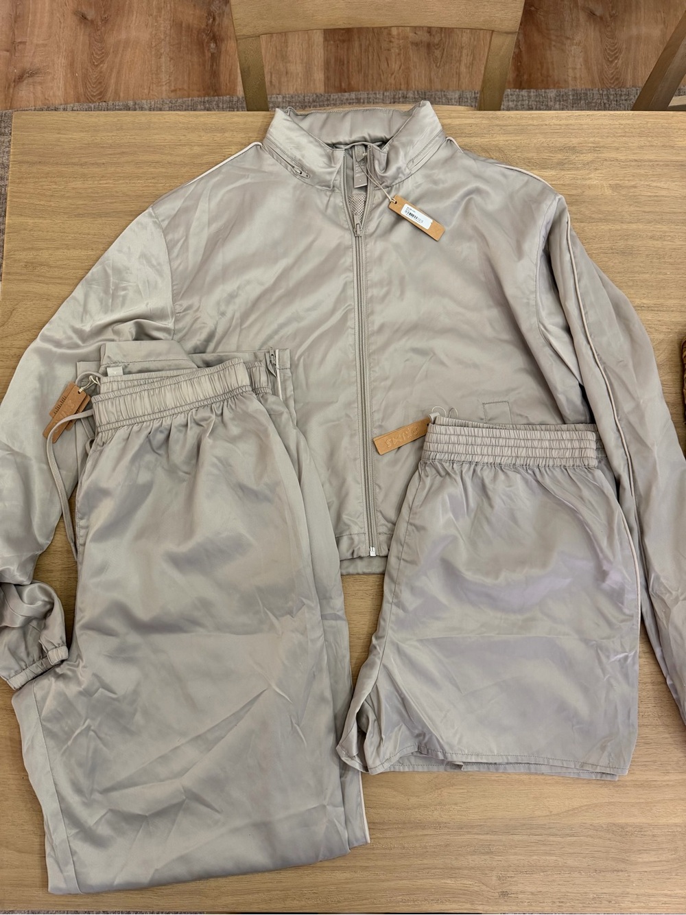 SKIMS stone utility sport set
